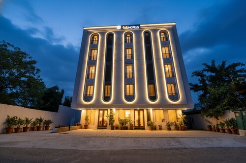 FabHotel Shiv Mahima