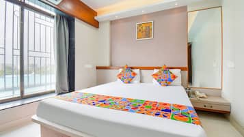 Roupas de cama premium, cofres nos quartos, Wi-Fi de cortesia