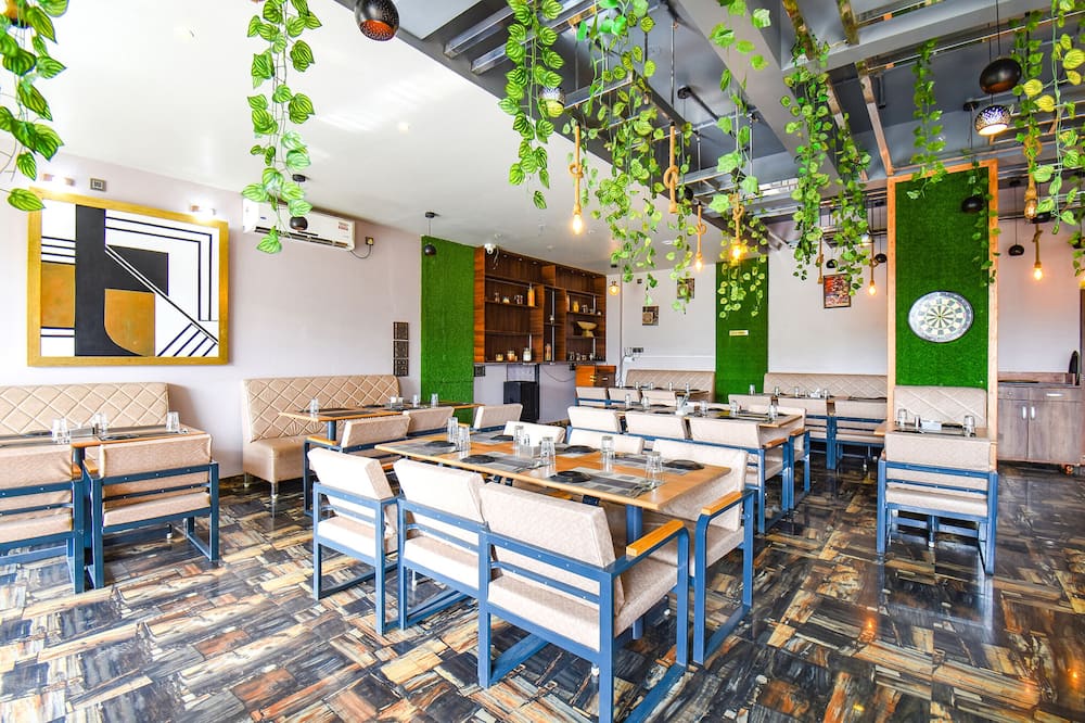 Fabhotel Prime Rajmudra