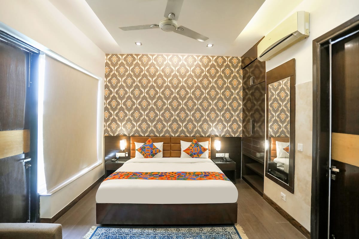 1 bedroom, premium bedding, in-room safe, free WiFi