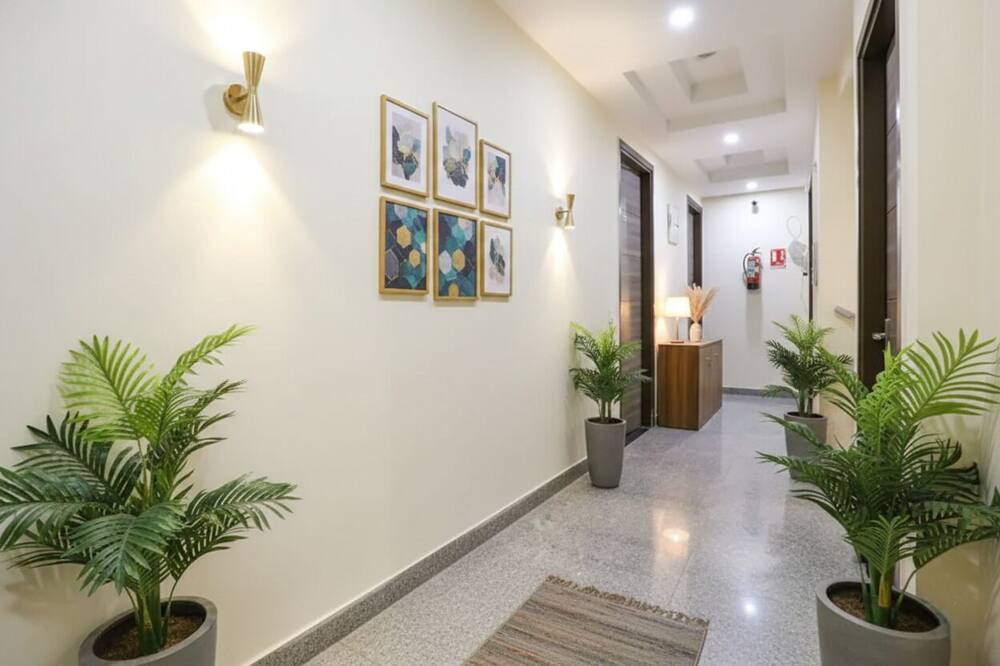 FabHotel Royal Orbit
