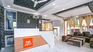 Reception - FabHotel Royal Orbit (New Delhi)
