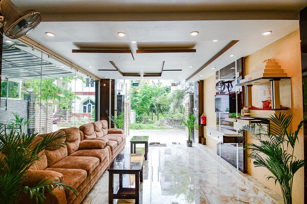 Interior entrance - Fabhotel The Seven Wonders (Baruipur)