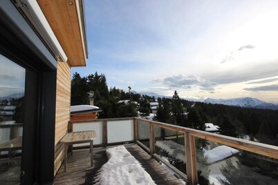 Chalet, balcony, tv, ski locker, 120m², Chamrousse