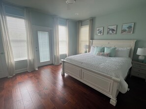 5 bedrooms, iron/ironing board, free WiFi, bed sheets