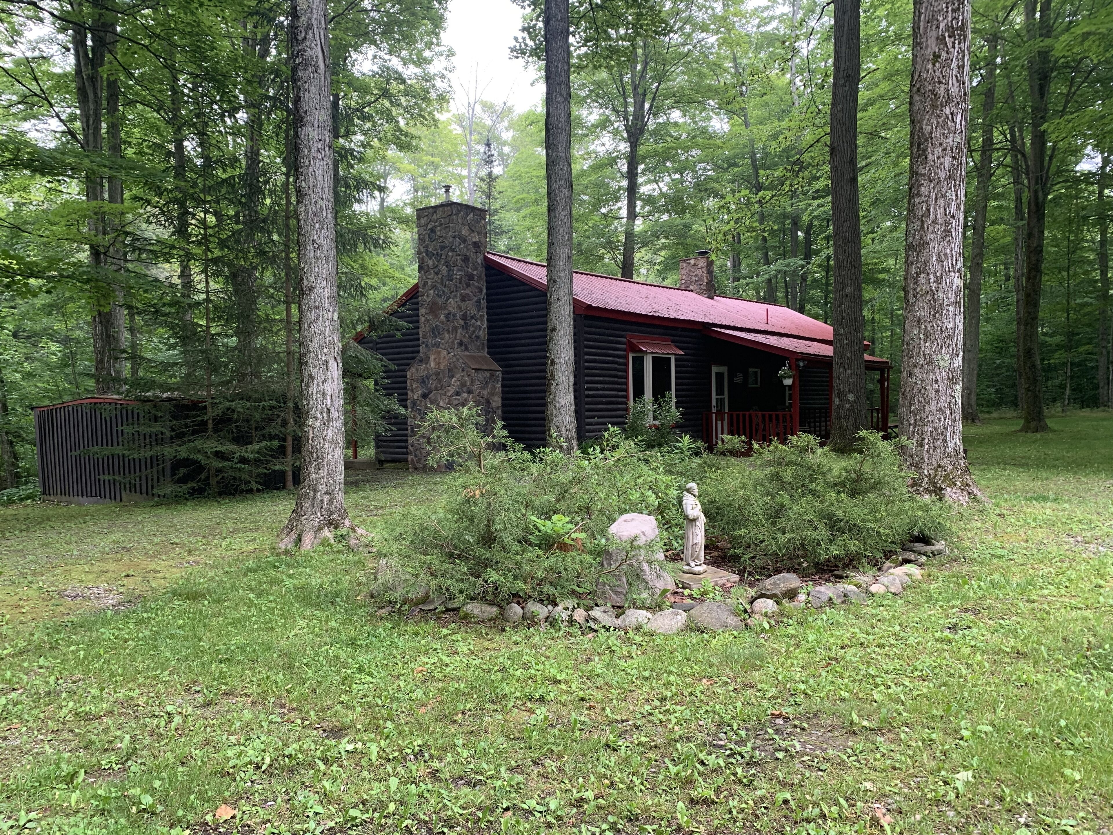 Secluded Log Cabin with walking trails in Howard NY -New in 2023-