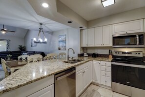 Fridge, microwave, stovetop, dishwasher