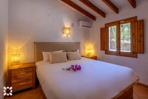 2 slaapkamers, een strijkplank/strijkijzer, gratis wifi