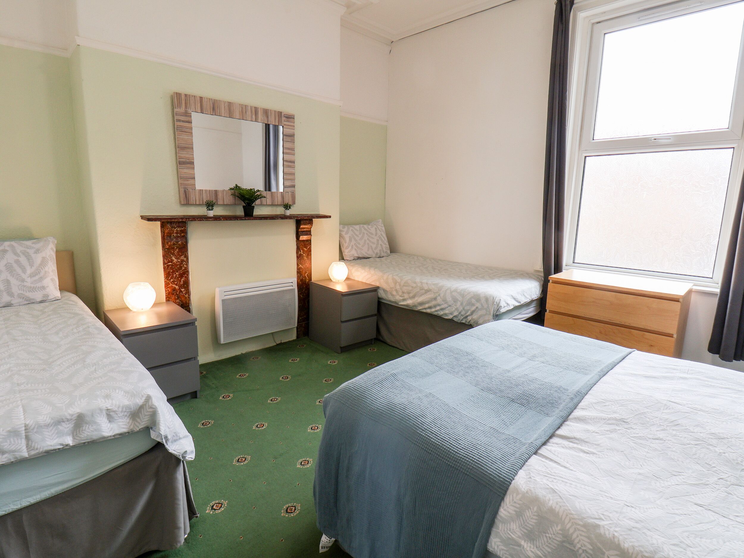 1 chambre, décoration personnalisée, ameublement personnalisé