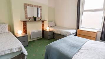 1 chambre, décoration personnalisée, ameublement personnalisé