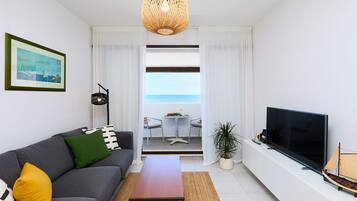 Apartment (1 Bedroom) | Living room