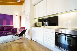 豪華公寓, 3 間臥室 (R-18) | 私人廚房 | 義式濃縮咖啡機、電熱水壺