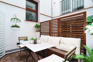 全景公寓, 1 間臥室 (R-3) | 露台/庭院