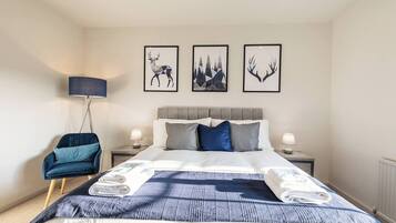 4 chambres, fer et planche à repasser, lit parapluie, Wi-Fi gratuit