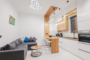 Interior - City Compass Luxury Suites (Seven Springs) (Rhodes Town)