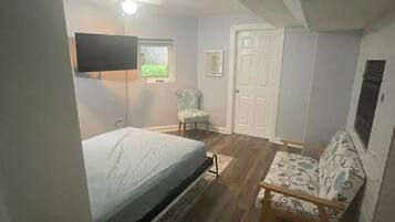 1 bedroom, iron/ironing board, WiFi, bed sheets