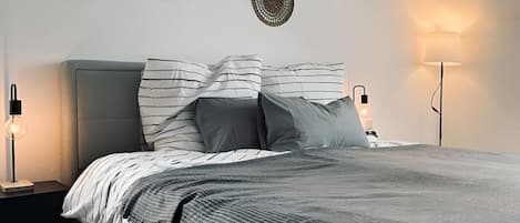 2 bedrooms, iron/ironing board, WiFi, bed sheets