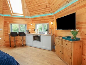 Dụng cụ nấu nướng/bát dĩa/dao nĩa 