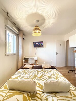 1 Schlafzimmer, Bügeleisen/Bügelbrett, WLAN, Bettwäsche