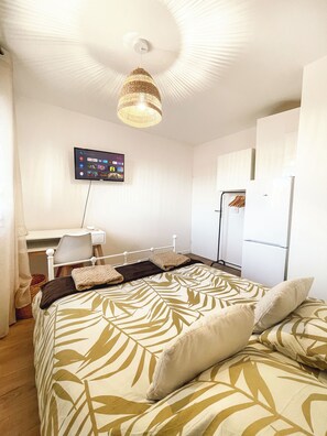 1 Schlafzimmer, Bügeleisen/Bügelbrett, WLAN, Bettwäsche