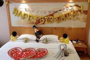 Room - Victoria International Hotel (Kaiping Passenger Transport Terminal & Yihua Plaza Branch, Jiangmen) (Kaiping)