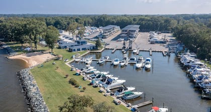Osprey's Landing at Atlantic Marinas - relaxing waterfront coastal retreat