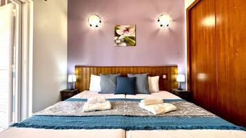 1 slaapkamer, een strijkplank/strijkijzer, gratis wifi, beddengoed