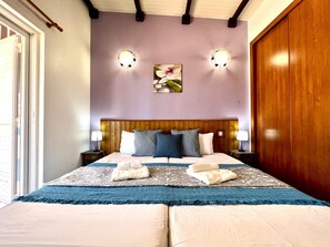 1 slaapkamer, een strijkplank/strijkijzer, gratis wifi, beddengoed