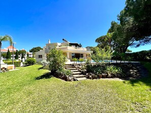 Exterior - VILAMOURA  AMAZING GOLF VILLA 1 WITH POOL by HOMIN (Vilamoura)