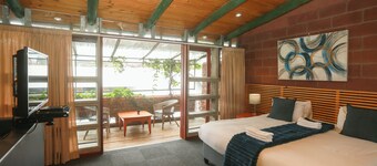 Safi Self-Catering Suites