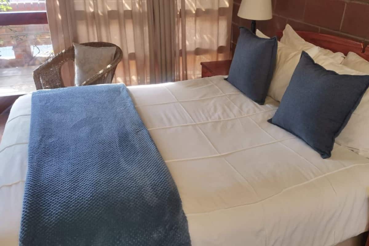 Quarto casal conforto | 3 quartos, roupas de cama premium, individualmente decorados