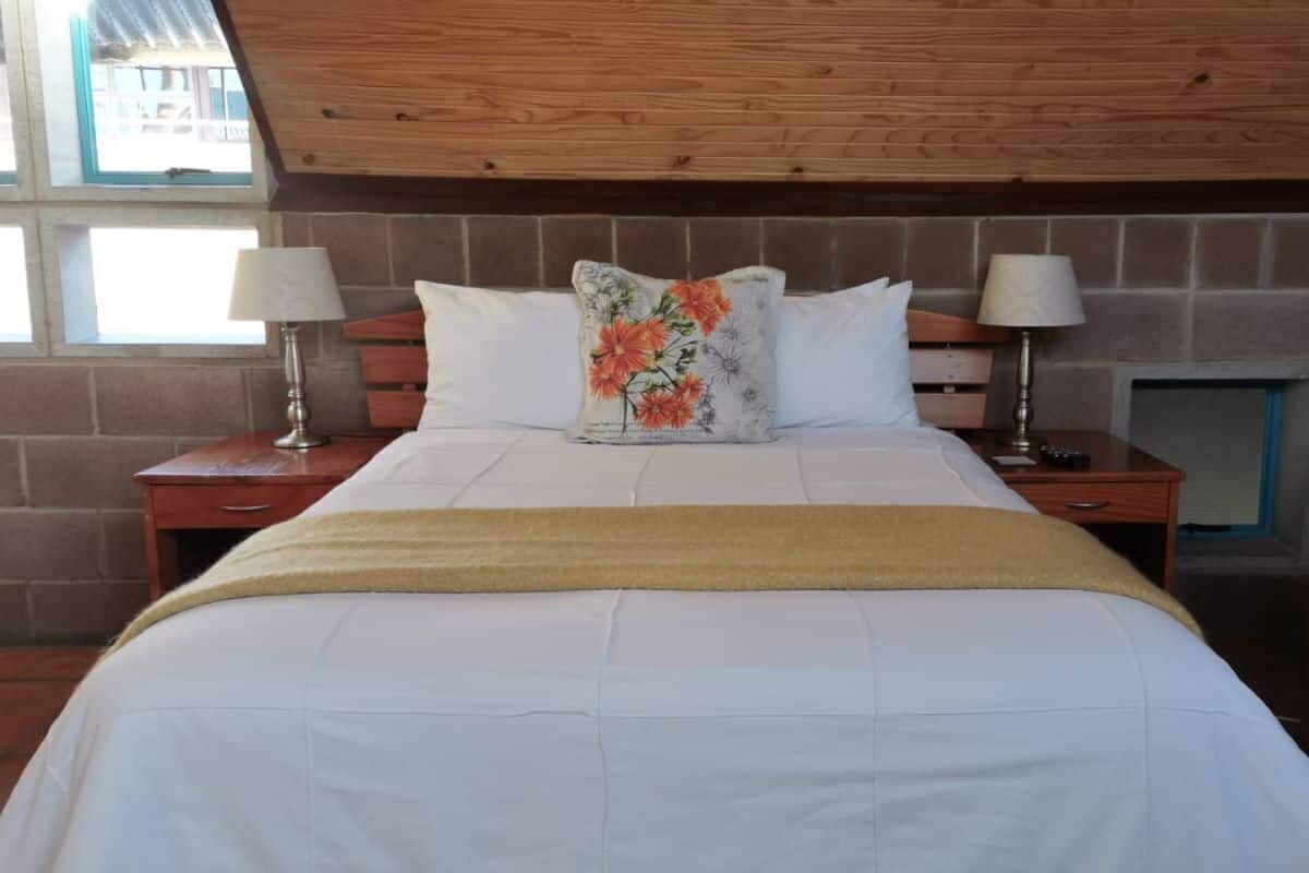 Quarto casal exclusivo | 3 quartos, roupas de cama premium, individualmente decorados