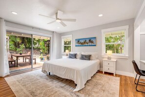 3 Schlafzimmer, Schreibtisch, Bügeleisen/Bügelbrett, Reisekinderbett