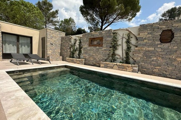 Piscina externa, piscina aquecida