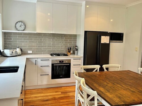 Rosella - Bushland Hideaway