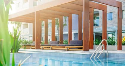 Apartamento p/ Famílias, Parque Temático, Sala de Jogos, Academia, 3min da Praia