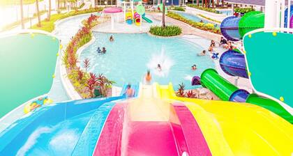 Apartamento p/ Famílias, Parque Temático, Sala de Jogos, Academia, 3min da Praia