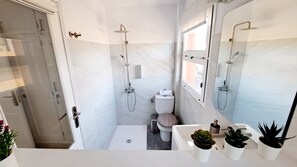 Shower, hair dryer, towels, soap - Casita en La Palma con Vistas (San Pedro)