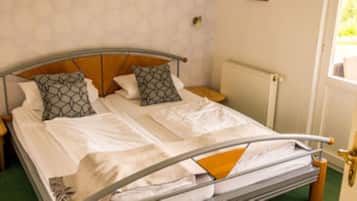 1 chambre, fer et planche Ă repasser, lit parapluie, Wi-Fi gratuit