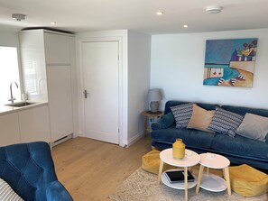 Cottage | Living area - Beach Cottage (Helston)