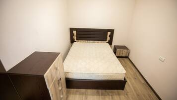 1 bedroom, iron/ironing board, WiFi