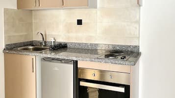 Mini-fridge, oven, electric kettle, freezer
