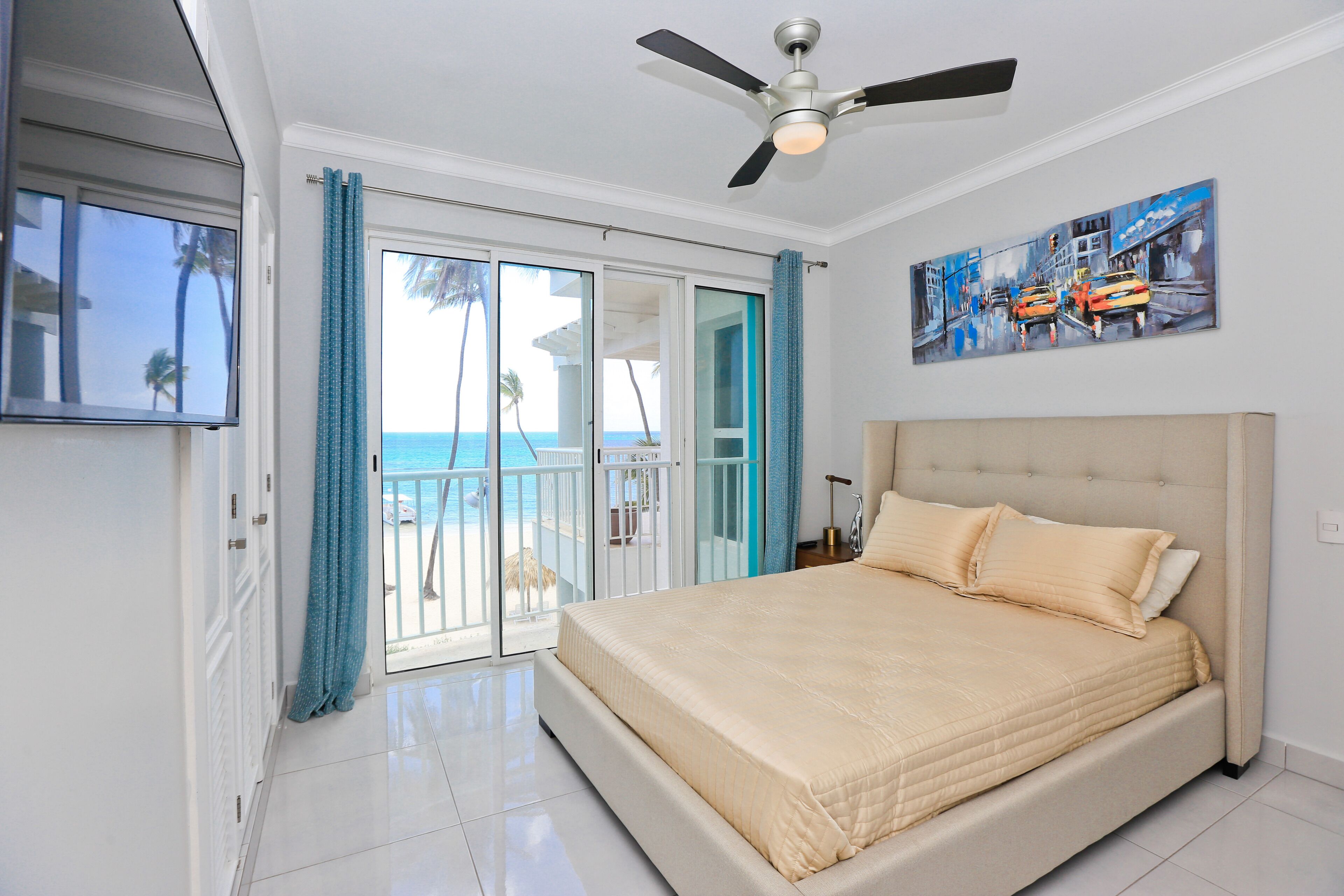 3 bedrooms, desk, free WiFi, bed sheets