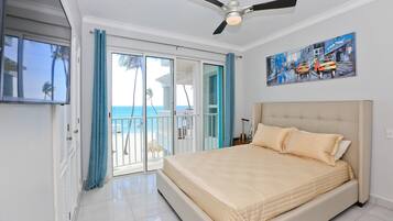 3 bedrooms, desk, free WiFi, bed sheets