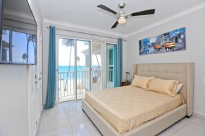 3 bedrooms, desk, free WiFi, bed sheets