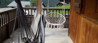 Splendide Appartement Dans Chalet Neuf à Proximité de Nombreux Sentiers de Rando