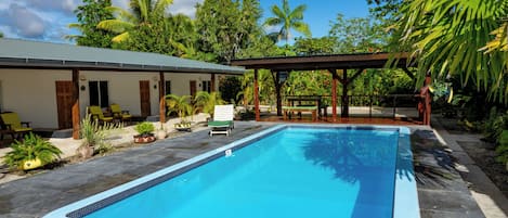 Piscine extérieure