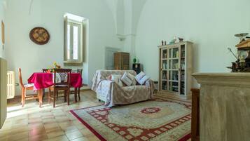 Casa Tradizionale | Area soggiorno | TV LCD