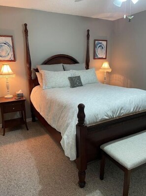 2 bedrooms, desk, iron/ironing board, travel crib