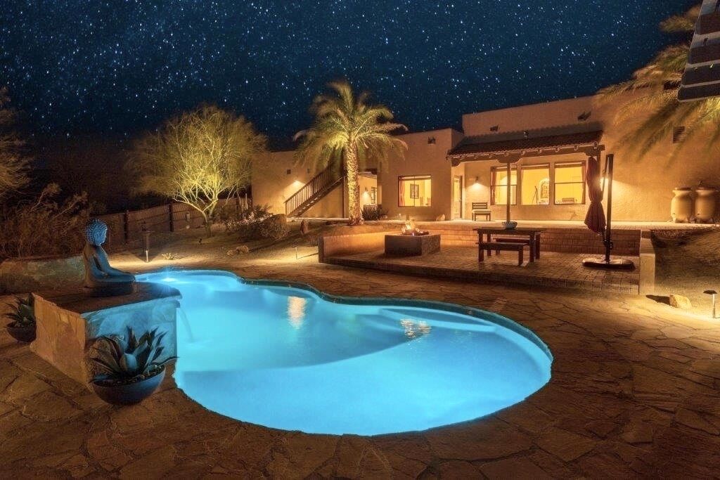 Xenia Outpost @xeniaoutpost~A PrivateTranquil Oasis w/Roof Deck